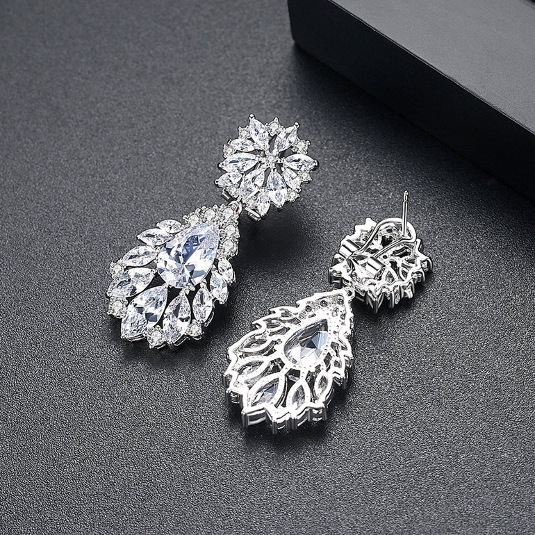 'Bonacatta' Earrings - 18K White Gold Finish