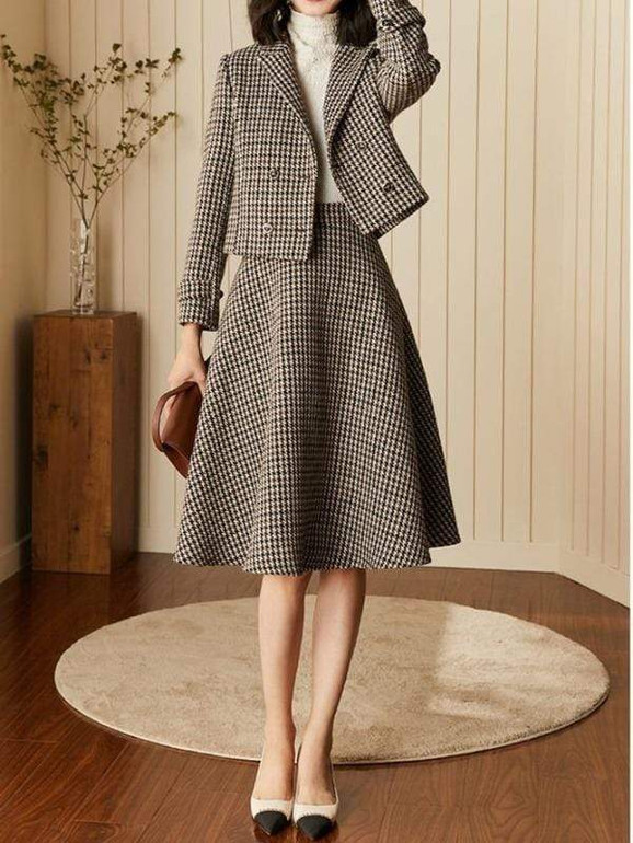 Winter set short woolen jacket and high waist plaid skirt