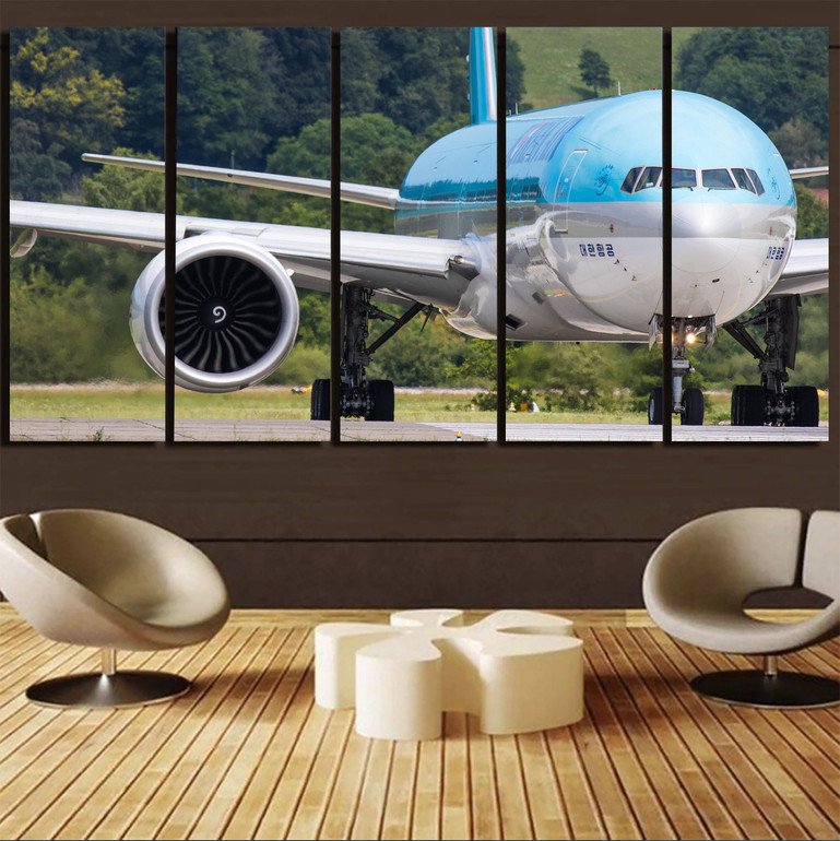 Face to Face with Korean Airlines Boeing 777 Printed Canvas Prints (5 Pieces)