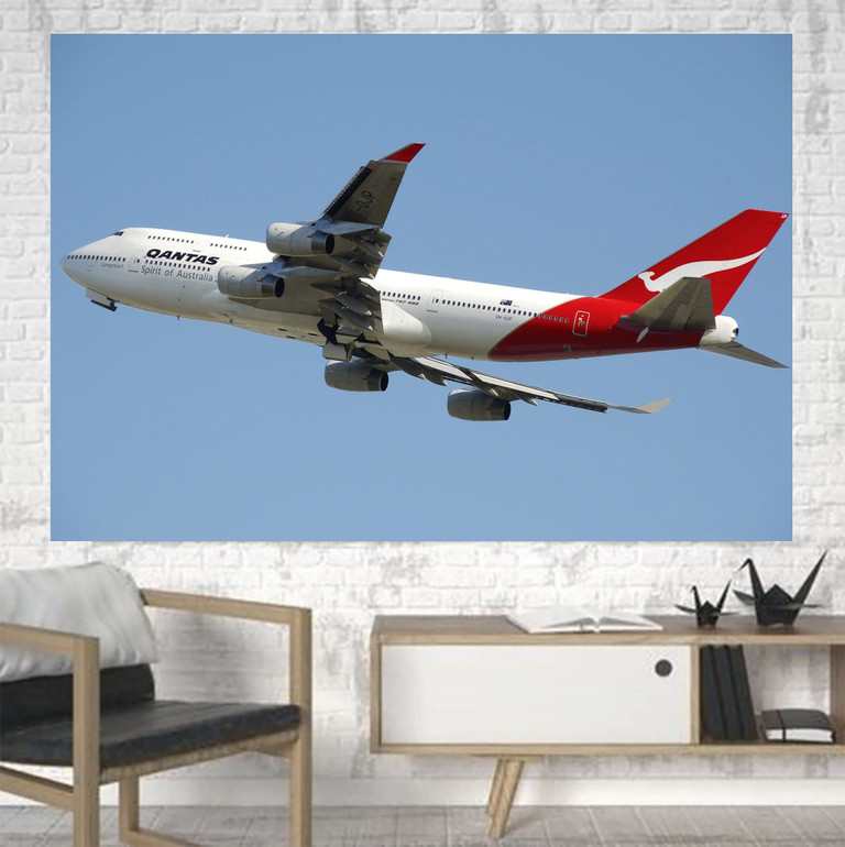 Departing Qantas Boeing 747 Printed Canvas Posters (1 Piece)