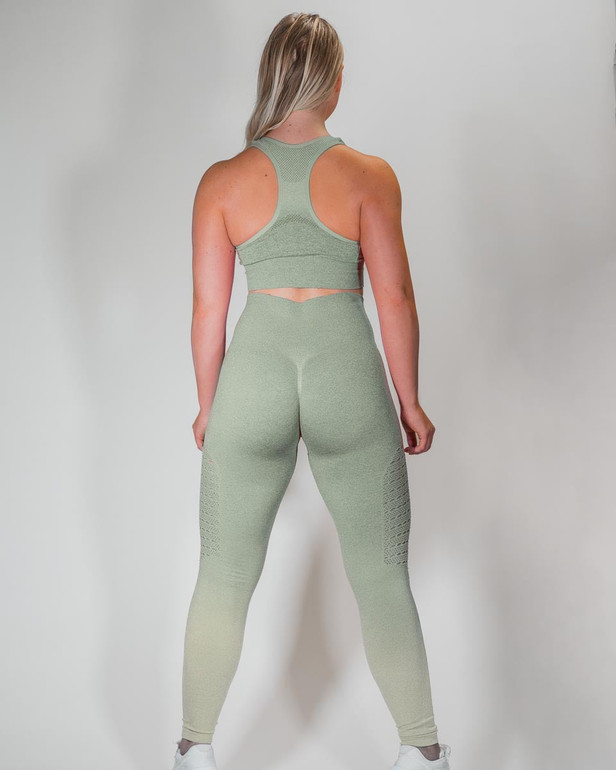 NYFLEX SEAMLESS SPORTS BRA | VERDANT
