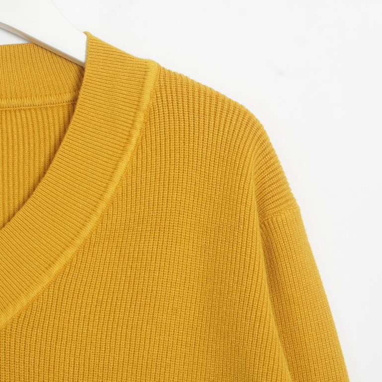 Warm Sweaters And Pullovers Long Sleeve Soft V-neck Ladies Knitted Sweater Women's Jumpers Autumn Winter