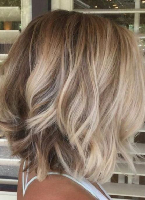 Wigsfox Short Bob Wigs Medium Center Part Wavy Hair/Free Shipping