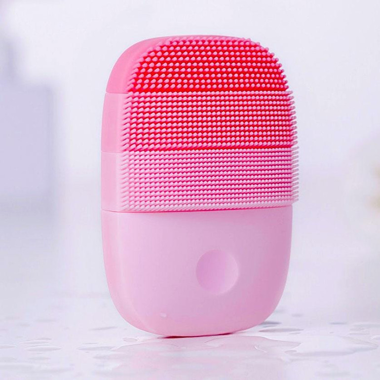 Face Cleansing Brush by TSC