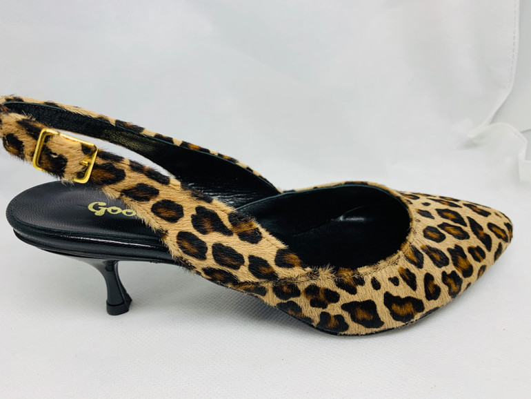 Shoes leopard print suede