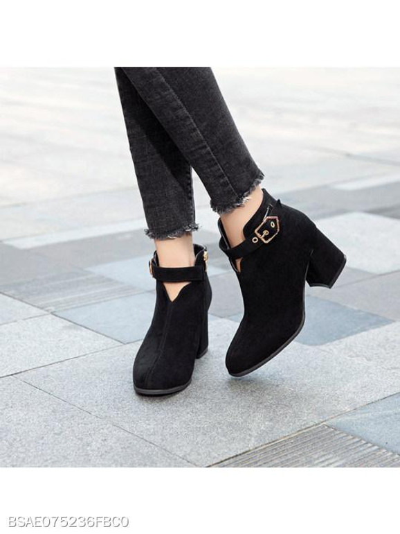 Plain Chunky High Heeled Velvet Round Toe Date Outdoor Boots