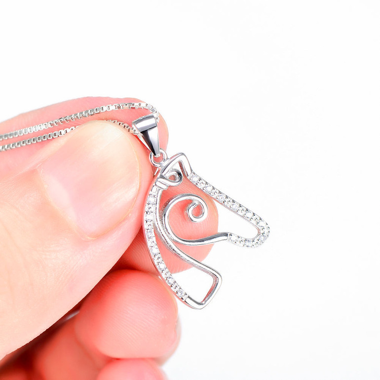Elegant Sterling Silver Horse Head Pendant Necklace
