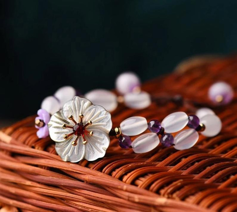 Vintage Flowers Stones Beaded Crystal Bracelet