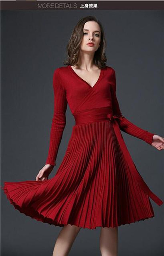 2017 Autumn Winter European Women Dress New Sexy Silm Long Sleeve V-Neck Party dresses Fashion Solid Dropped Pleated Dress women