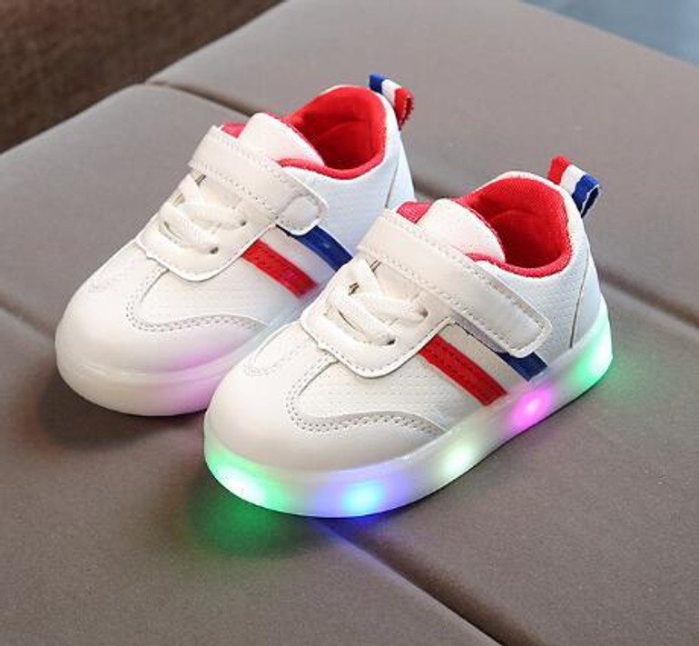 2018 European sports colorful lighting children casual shoes hot sales fashion baby sneakers glowing lighting girls boys shoes