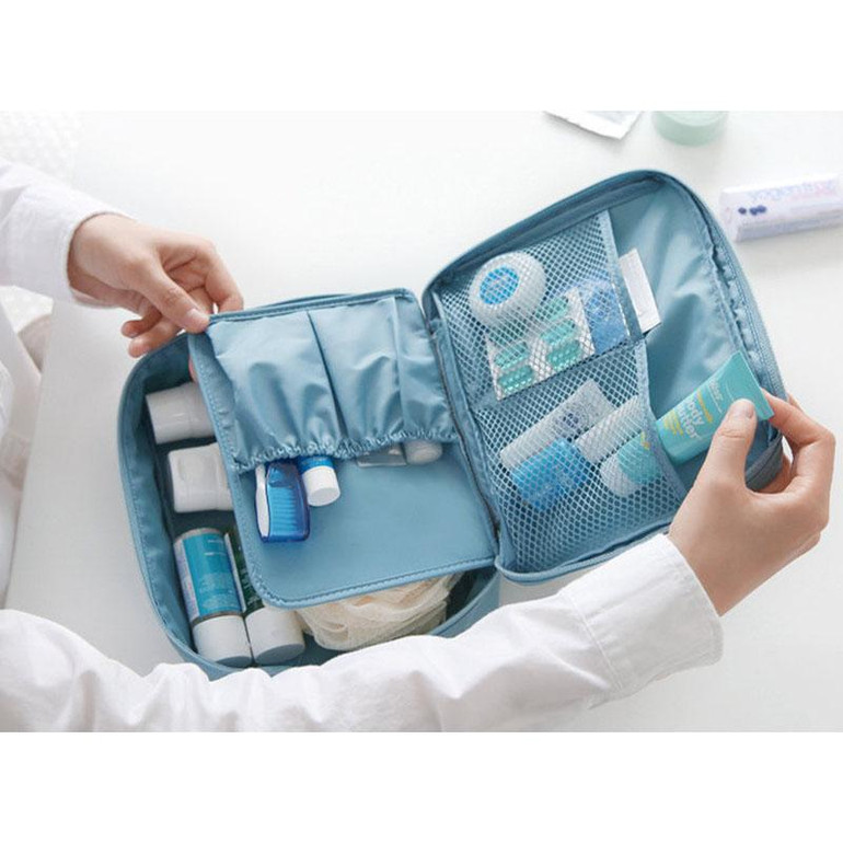 Cosmetic Bag 2017 New Female Professional Waterproof Women's Large Capacity Storage Handbag Travel Toiletry Makeup Bag LLB01