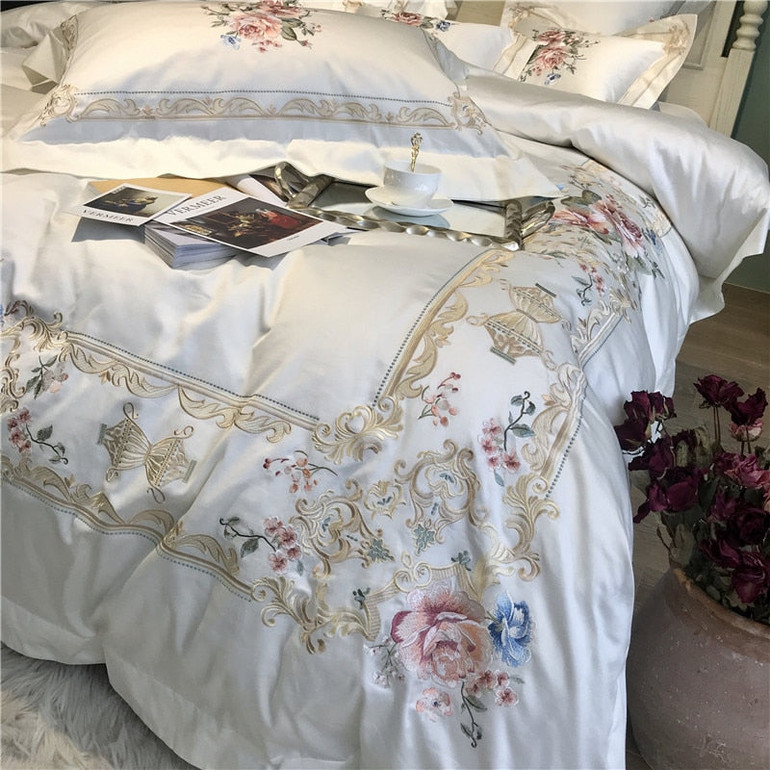 Luxury Egyptian Cotton Embroidery Bedding Set