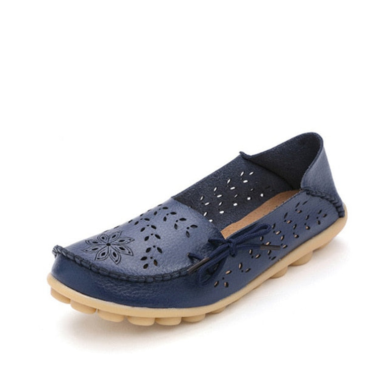 Genuine Leather Flat Shoes women Gommino Moccasin Loafers