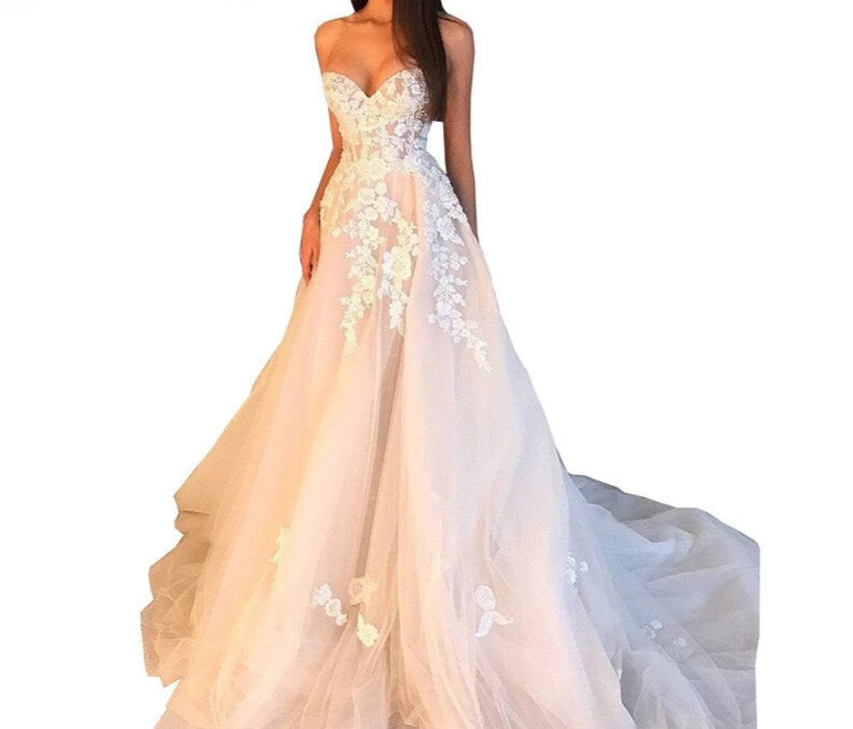 Sweetheart Tulle Appliques Princess Wedding Gown