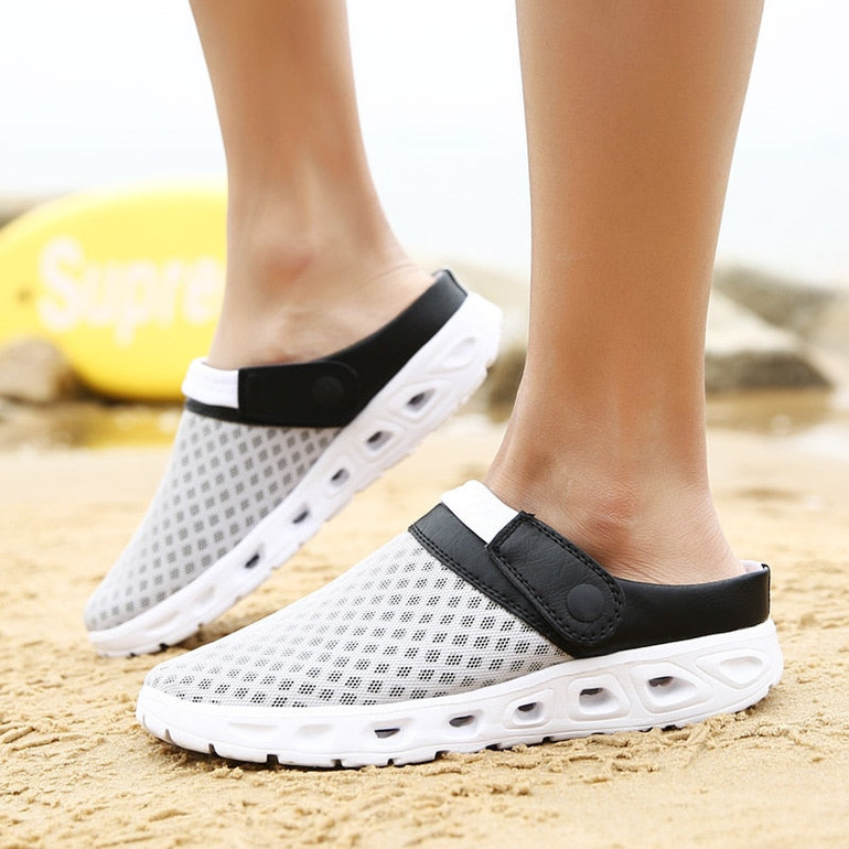 Men's Sandals Breathable Mesh Beach Shoes Water Slippers