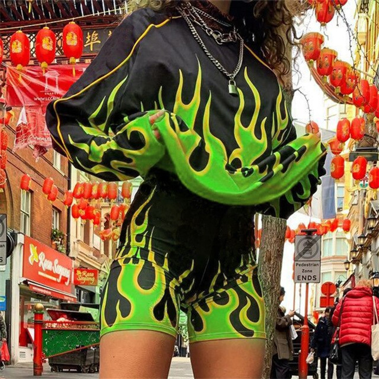 Weekeep Women Streetwear Flame Print Loose Pullover Hoodies Fashion O-neck Long Sleeve Sweatshirt Hoodie Top