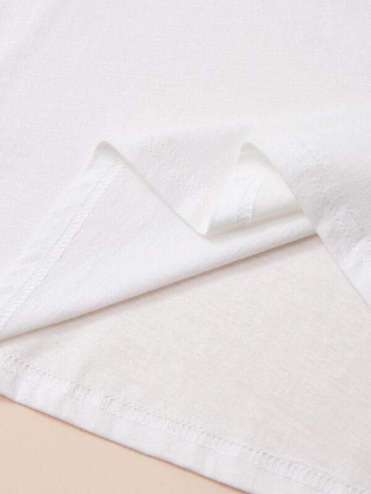 Cat & Graphic Print Tee