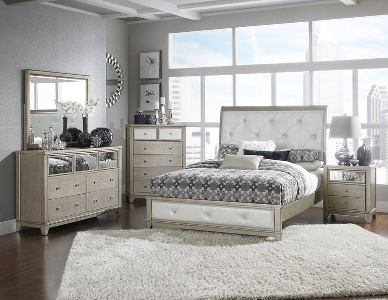 1708K-1CK Odelia 4Pcs Tuft Pearl White Vinyl California King Bedroom Set