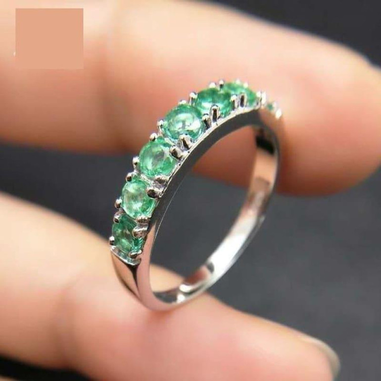 Emerald Gemstone 925 Sterling Silver Fine Jewelry Ring
