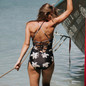 2019 Sexy One Piece Swimsuit Women Swimwear Print Bodysuit Crochet Bandage Cut Out Beach Wear Bathing Suit Monokini Swimsuit XL