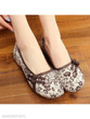 SOCOFY Floral Low Heeled Blend Round Toe Casual Flat & Loafers
