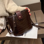 Vintage leather Stone Pattern Crossbody Bags For Women 2019 New Shoulder Bag Fashion Handbags and Purses Zipper Bucket Bags