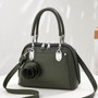 2020 New Fashion Flowers Pendant Solid Color Hand Bag Shoulder Shoulder Bag Handbags