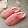 New Autumn Winter Women Men Slippers Bottom Soft Home Shoe Cotton Thick Slippers Indoor Slip-On Slides Comfortable Shoe Slippers