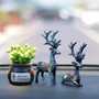 2pcs Ornaments Couple Deer Shape Resin Artistic Beautiful Miniature Craft Figurine Decoration For Store Home Decoration Crafts