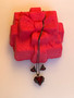 Red Pretty Present Jewelry Bath Bomb(22 oz)