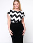 Casual Black White Zigzag Striped Round Neck Plus Size T-Shirt