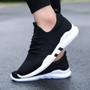 2020 Hot Brand Casual Shoes Lightweight Sneakers Black Breathable Lip-on Men Shoes Fashion Footwear White Zapatos De Hombre