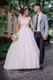 Round Neck Cap Sleeves Appliques Lace Ball Gowns Wedding Dresses W573