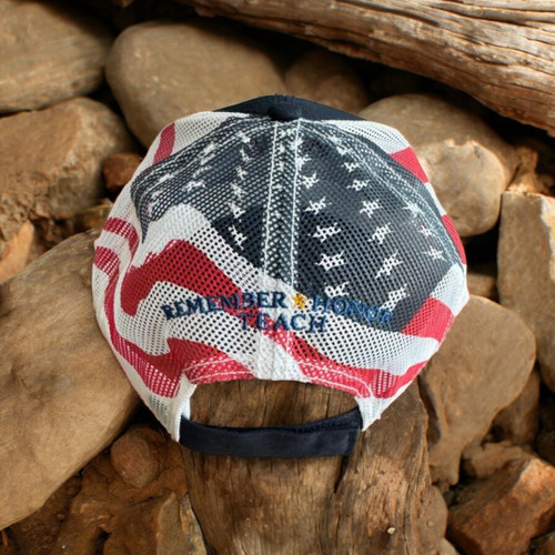 Flagged Mesh Cap