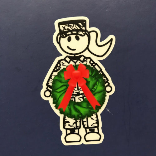 587