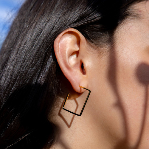 Avery Large Square Hoop Earrings - Gold