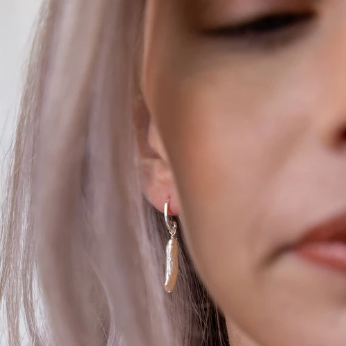 Ilsa Pearl Drop Earrings - Silver