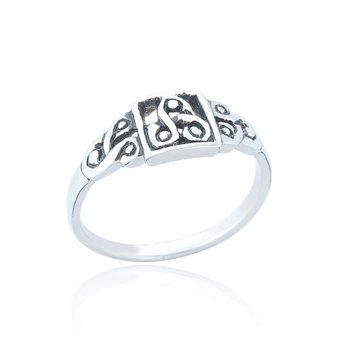 Nessa Celtic Triskel Ring - Silver