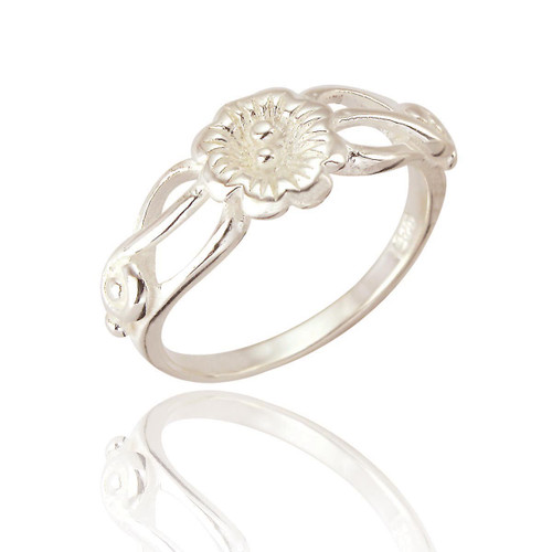 Pheobe Floral Ring