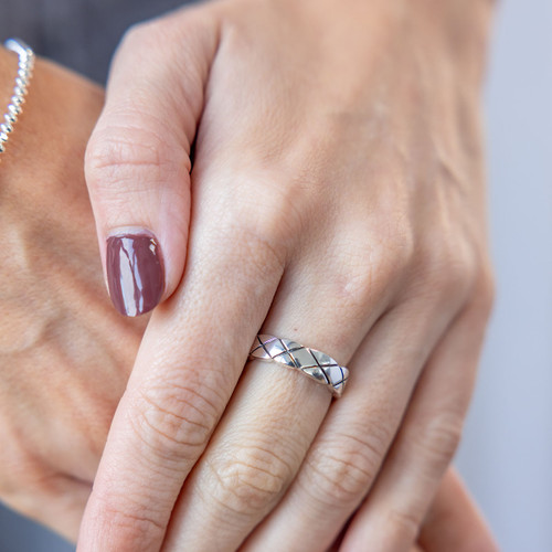 Opus Wide Quilted Ring - Silver