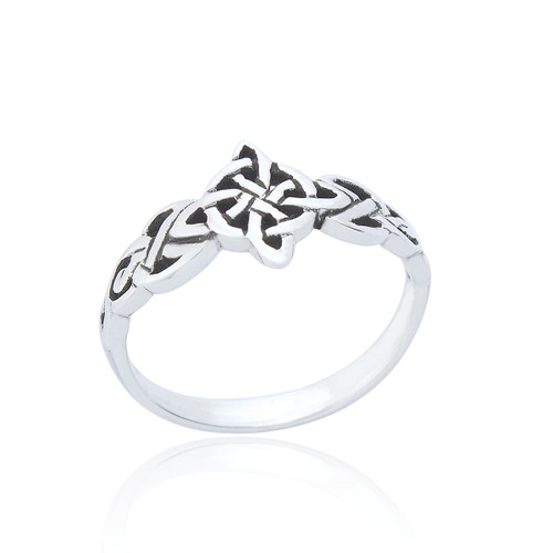 Aeron Celtic Knot Ring - Silver