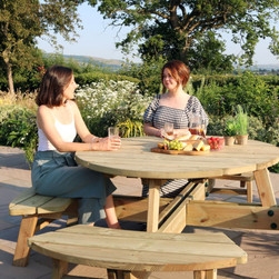 Rose Round Picnic Table