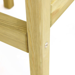 Terraza Outdoor Kitchen - High Chair leg detail shot