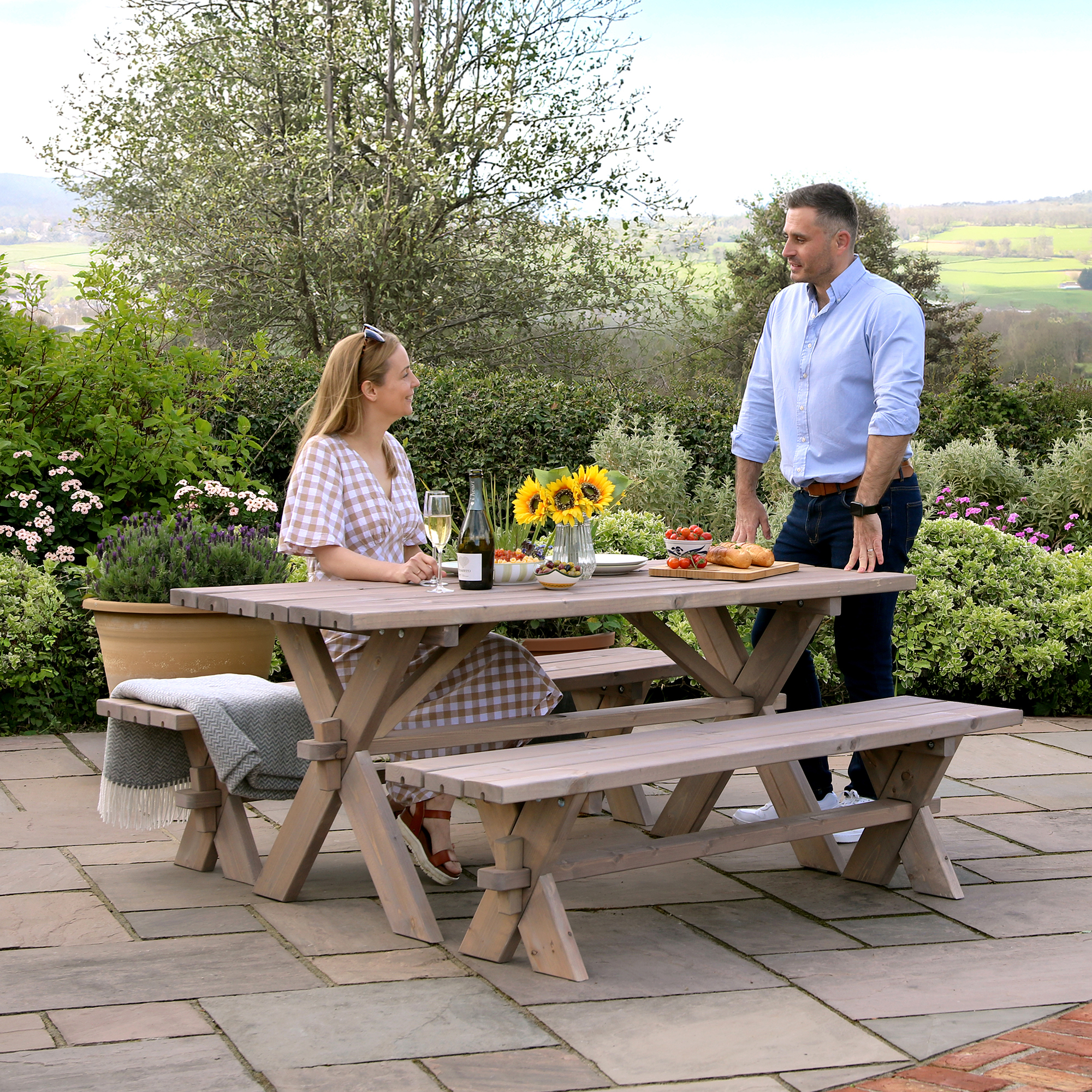 Garden Outdoor Kitchen