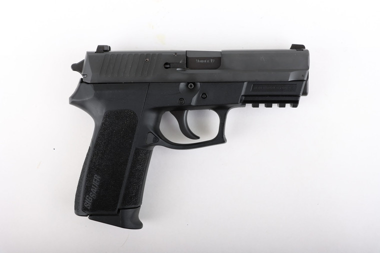 Sig Sauer P2022