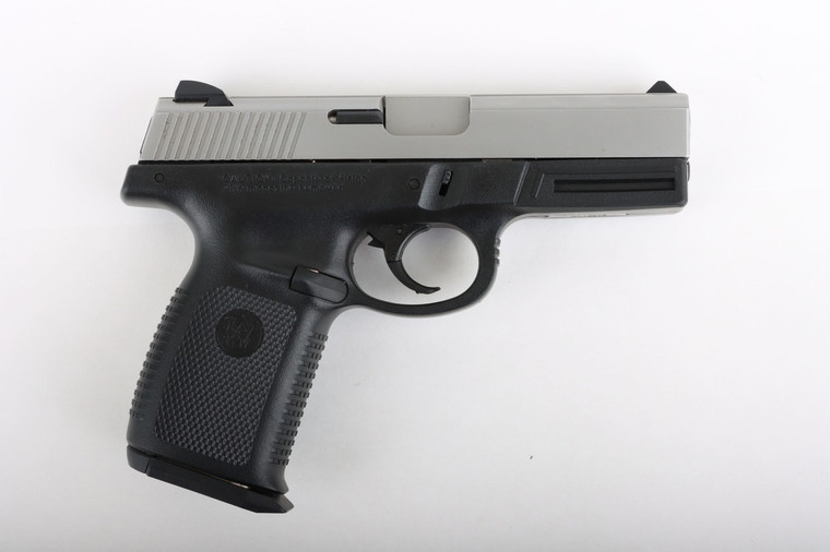 Smith & Wesson SW40VE Pistol - .40S&W