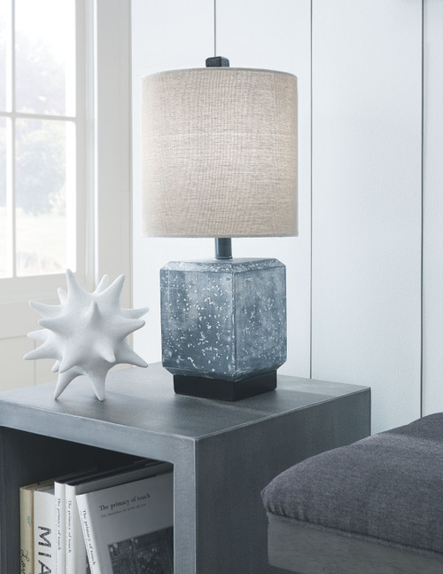 Jamila Gray/Black Poly Table Lamp (1/CN)