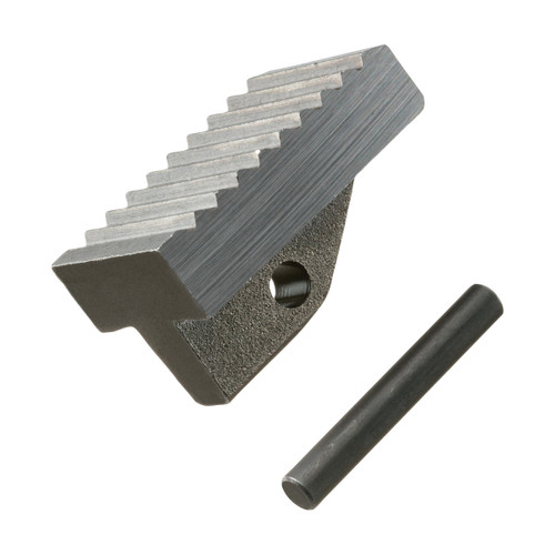 Rigid heel jaw and pin 60 inch pipe wrench 31775