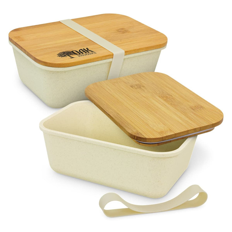 A beige lunch box with a bamboo lid, featuring a light rubber band for closure. It has a logo on the side.