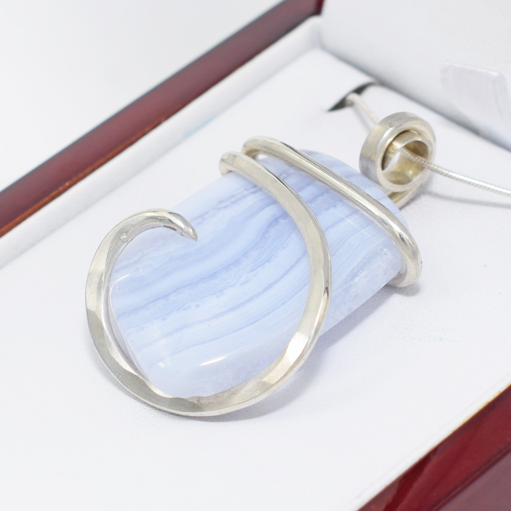 Blue Lace Agate Pendant (M1137)